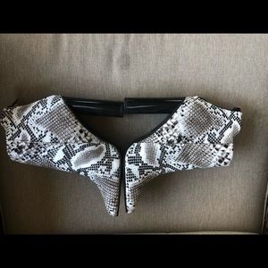 Qupid Block Heel Snake Booties - Size- 8